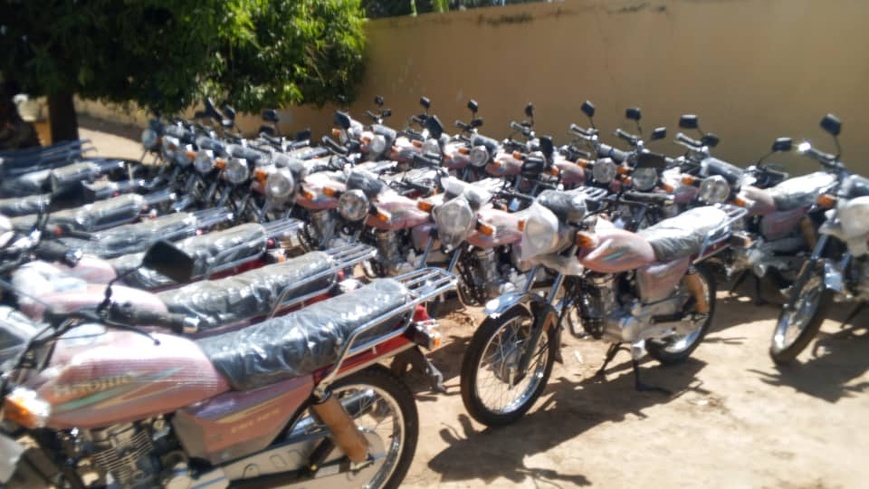 Tchad : le général Ismat Issakha Acheikh dote les forces de défense du Salamat en moyens roulants Tchad : le général Ismat Issakha Acheikh dote les forces de défense du Salamat en moyens roulants