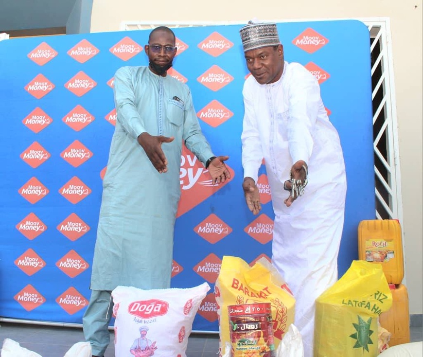 Promo Ramadan : Moov Money récompense ses abonnés avec des kits alimentaires et des tissus Getzner Promo Ramadan : Moov Money récompense ses abonnés avec des kits alimentaires et des tissus Getzner