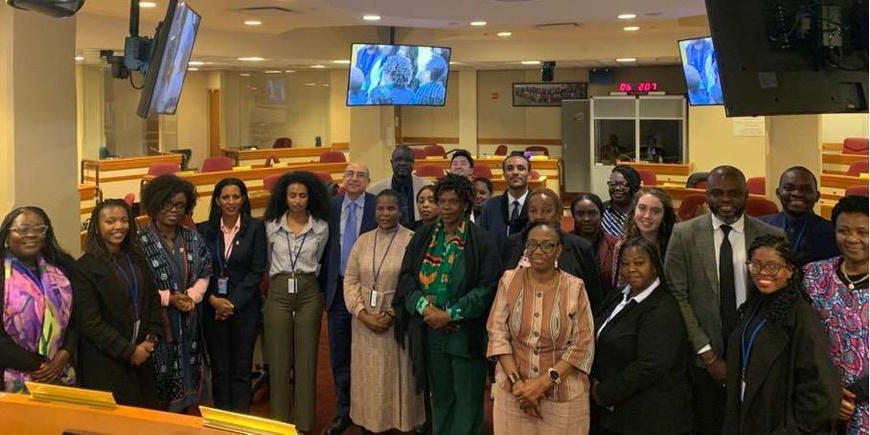 Le Centre international de l’Union africaine pour l’éducation des filles et des femmes en Afrique (AU-CIEFFA), en collaboration avec le Forum des éducatrices africaines (FAWE), a organisé un événement parallèle de haut niveau le mercredi 11 mars 2026 à New York. Photo : au.int Le Centre international de l’Union africaine pour l’éducation des filles et des femmes en Afrique (AU-CIEFFA), en collaboration avec le Forum des éducatrices africaines (FAWE), a organisé un événement parallèle de haut niveau le mercredi 11 mars 2026 à New York. Photo : au.int