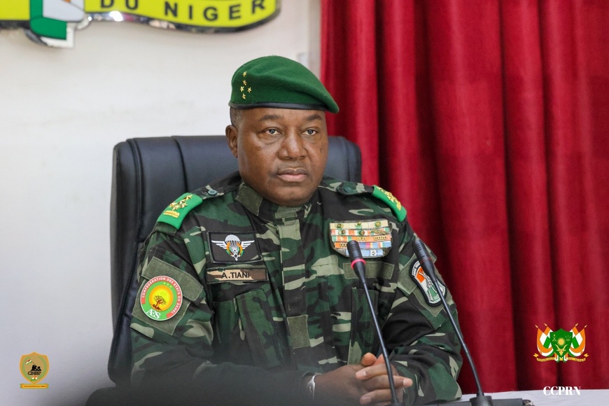 Le Niger lance officiellement la carte d’identité biométrique AES Le Niger lance officiellement la carte d’identité biométrique AES