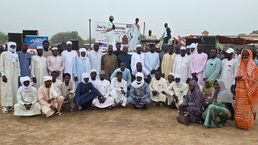 Tchad : au Ouaddaï, une caravane artistique pour sensibiliser à la paix et à la cohésion sociale Tchad : au Ouaddaï, une caravane artistique pour sensibiliser à la paix et à la cohésion sociale