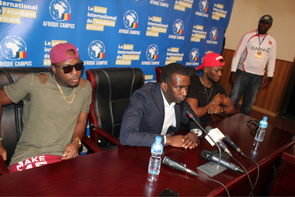 Le promoteur Naïr Abakar et le groupe Toofan. Alwihda Info/D.W.