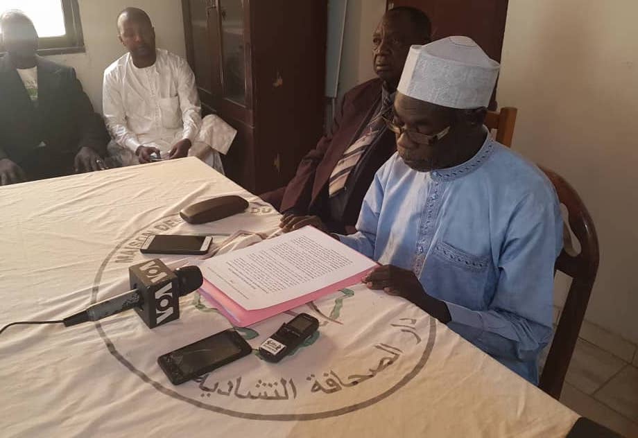 Le porte-parole adjoint de la CPDC, Poddi Djime Bichara, lors d'un point de presse. © Alwihda Info