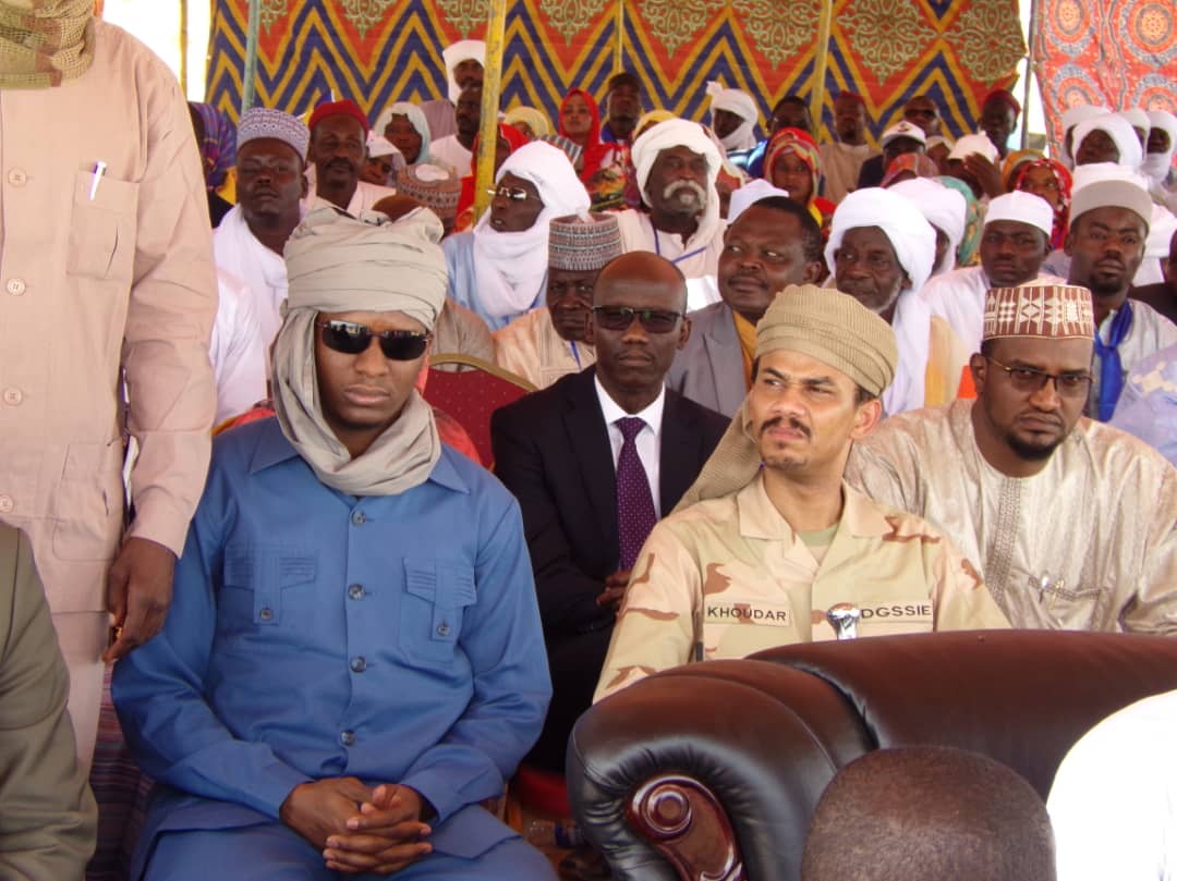 En images : visite du président de la République à Abéché