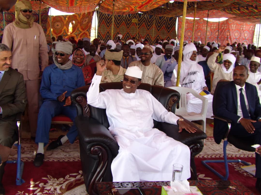 En images : visite du président de la République à Abéché