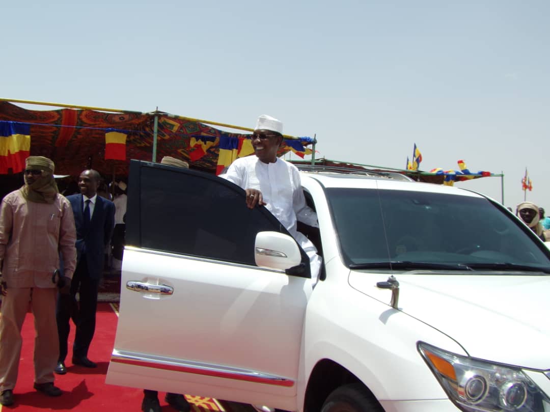 En images : visite du président de la République à Abéché