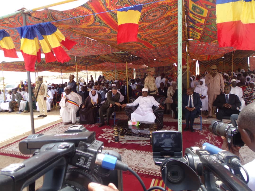 En images : visite du président de la République à Abéché