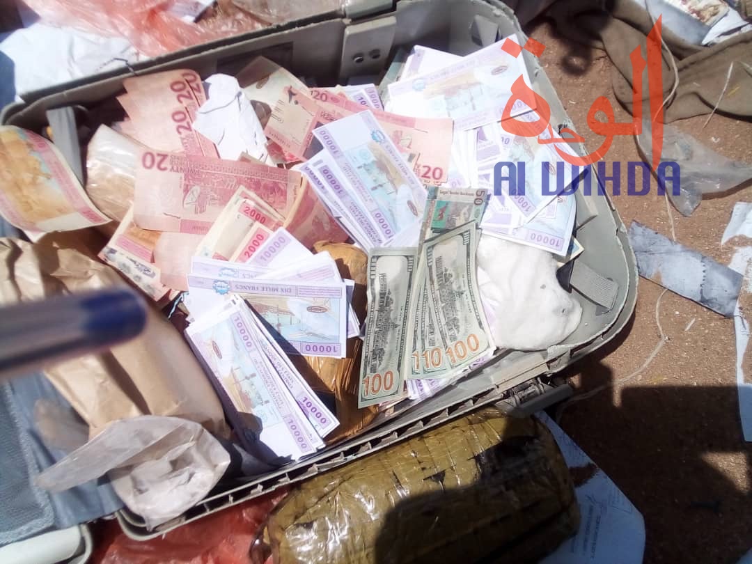 Tchad : une valise de faux billets saisie. © Alwihda Info