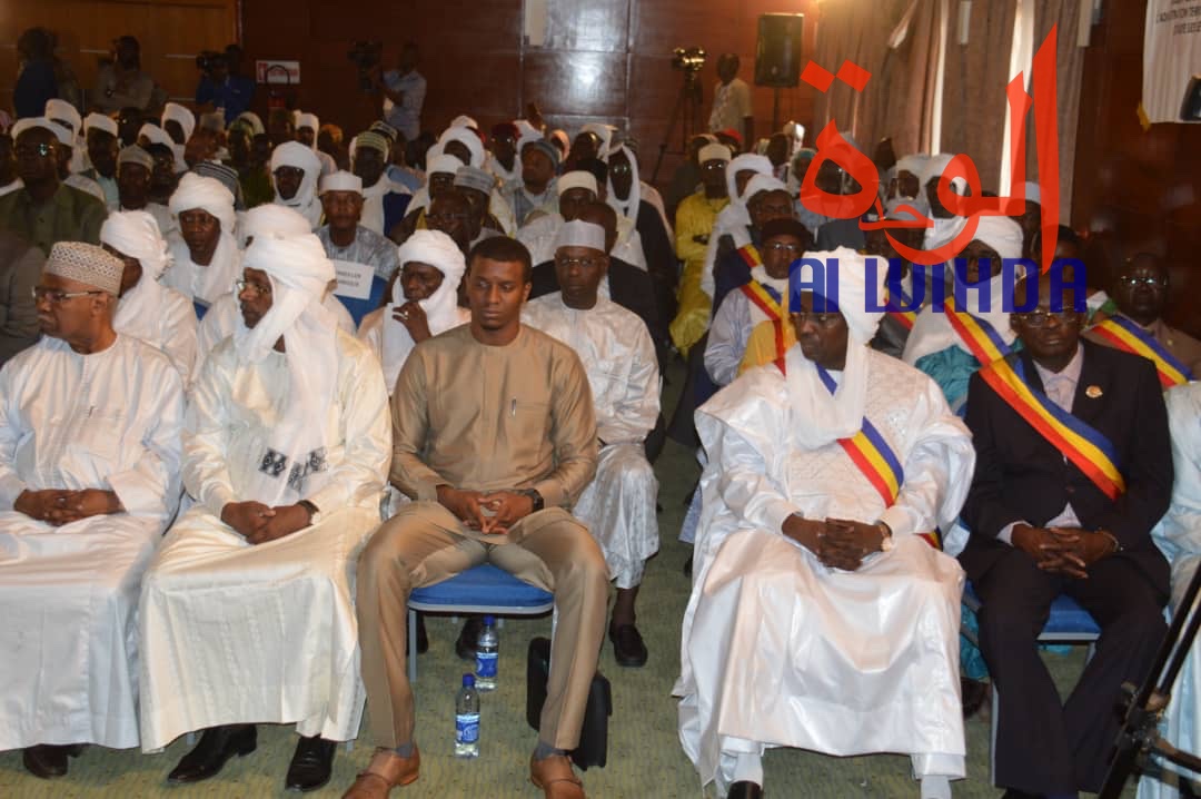 Tchad : Déby appelle à freiner la course à l'armement des civils. © Alwihda Info