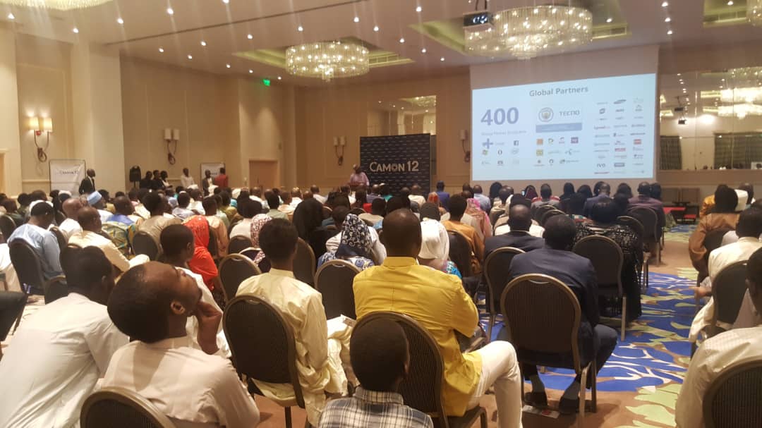 Tchad : le nouveau smartphone Tecno Camon 12 présenté à N'Djamena
