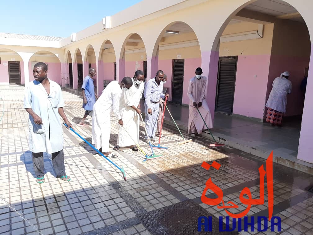 Tchad : une opération de salubrité à l'hôpital de la liberté