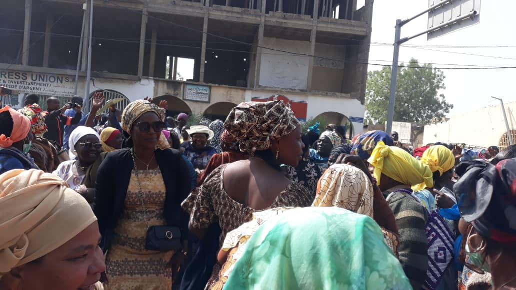 Des fonctionnaires rassemblés à la Bourse du travail de N'Djamena, le lundi 6 janvier 2020. © Alwihda Info/Djimet Wiche