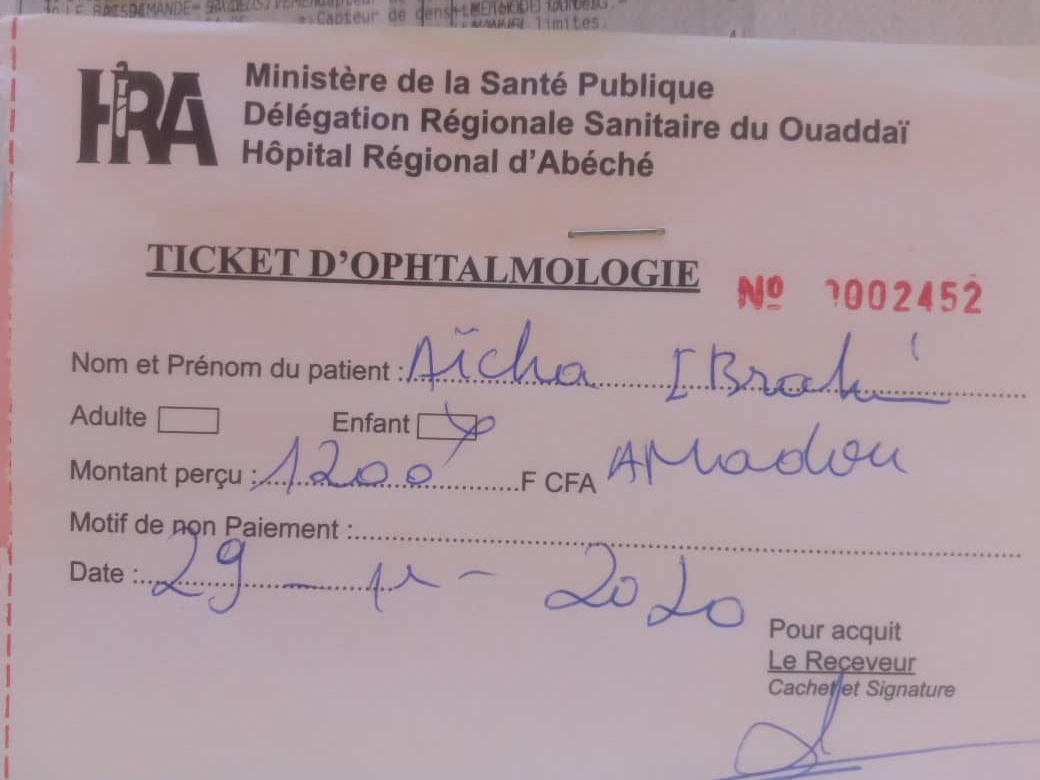 Tchad : Aicha, 9 ans, risque de perdre la vue faute de soins