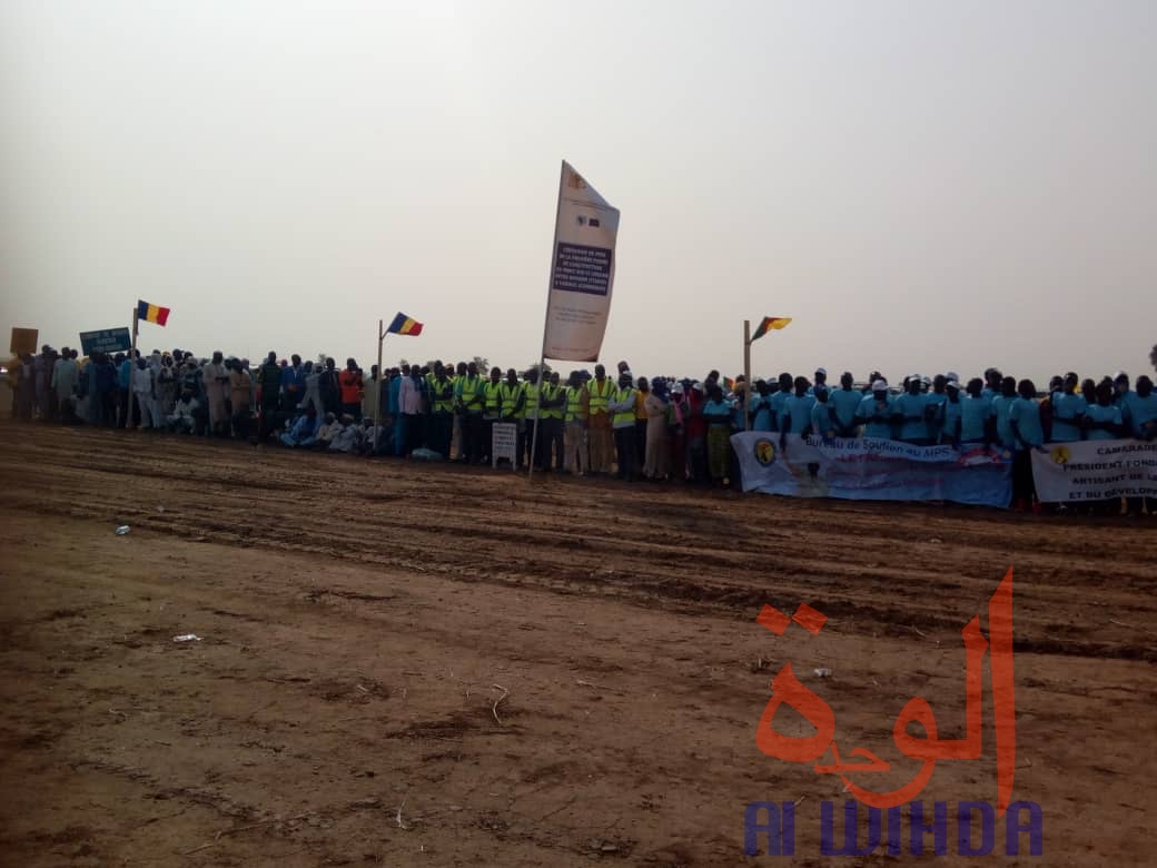 Tchad : la population mobilisée à Bongor pour la visite du président. © Golmen Ali/Alwihda Info