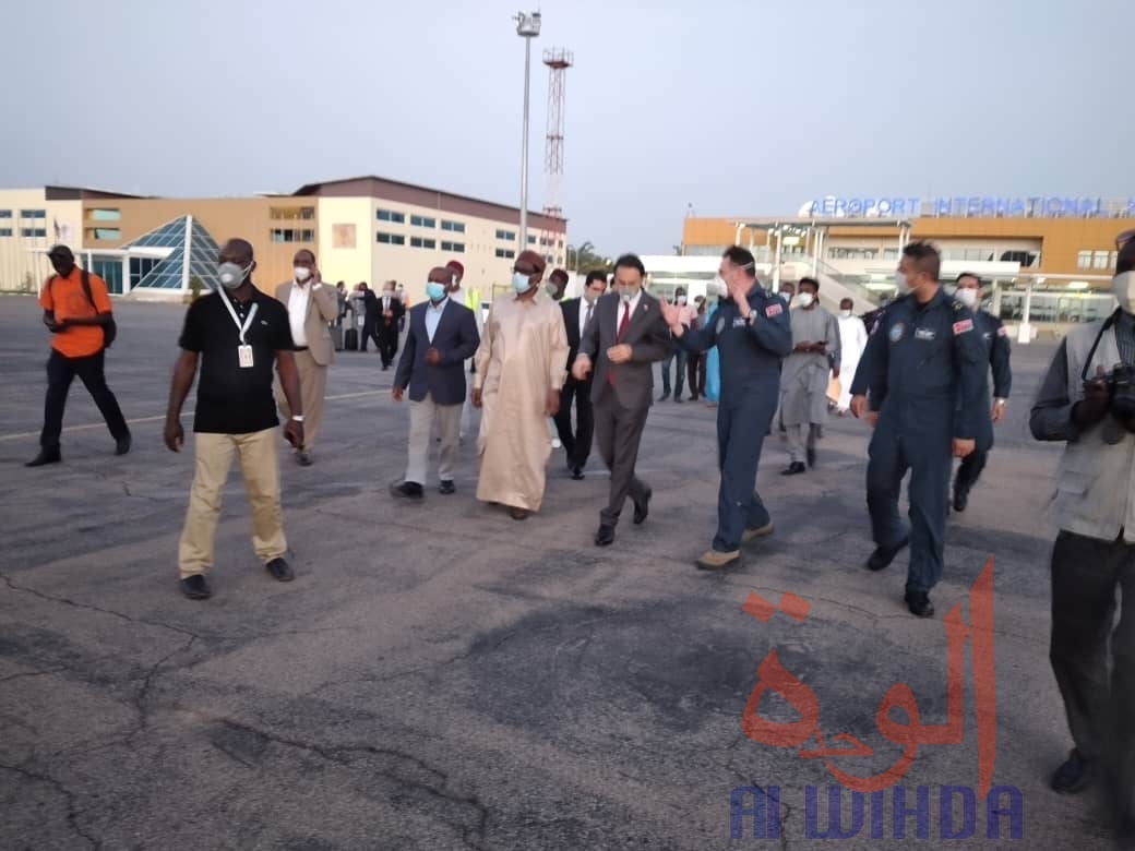 Tchad : un avion militaire turc se pose à N'Djamena avec du matériel médical. © Malick Mahamat/Alwihda Info