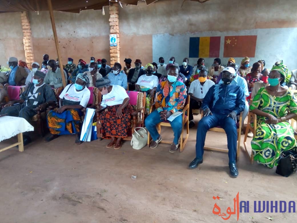 Tchad : à Ngorkosso, la CENI reçoit un appui en véhicules et groupes électrogènes. © Golmem Ali/Alwihda Info