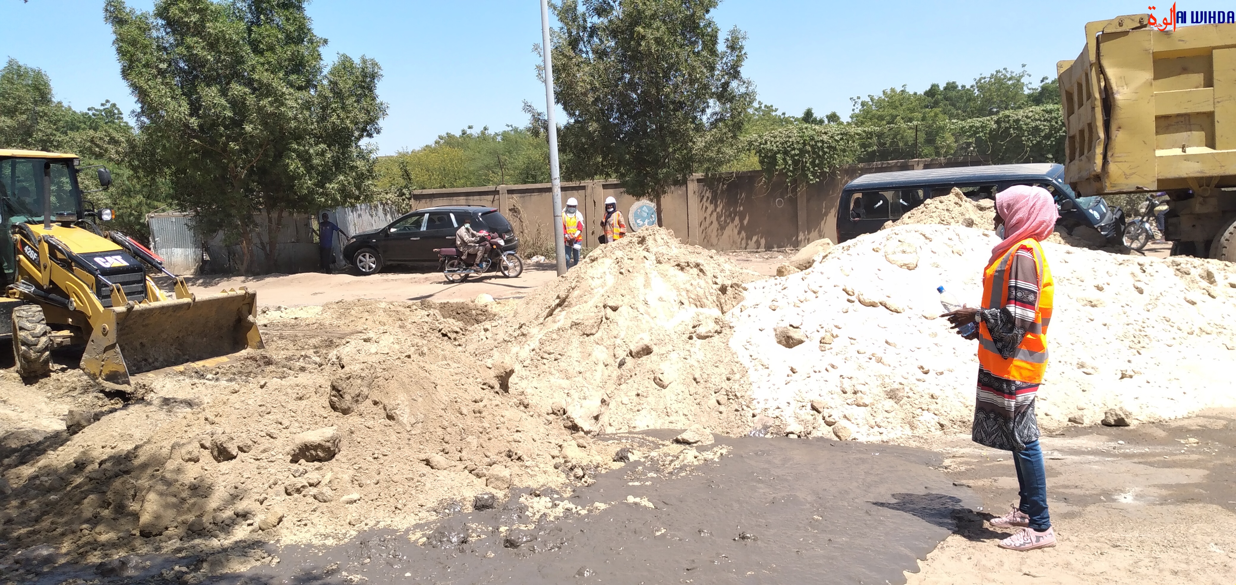Des femmes ingénieurs lancent des travaux d'aménagement de rues à N'Djamena, le 21 octobre 2020. © Ben Kadabio/Alwihda Info