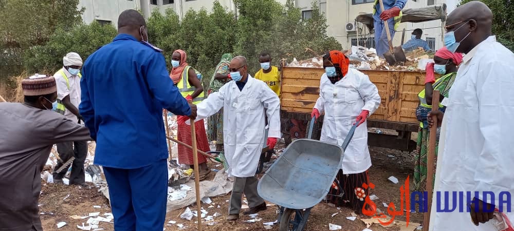 Tchad : le ministère du pétrole et de l'Énergie initie une journée de salubrité