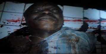 Le corps du magistrat, Modeste Bria, entaché de sang.