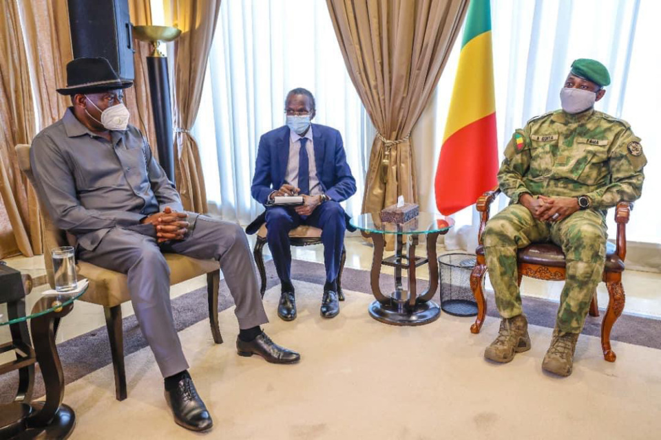 Mali : la CEDEAO dépêche son médiateur Goodluck Jonathan à Bamako