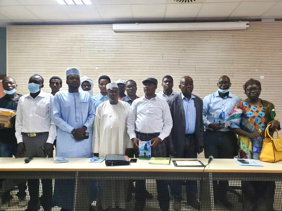 Tchad : "feu sans flamme ni fumée", le nouvel ouvrage de Achaïr Yaya. © Malick Mahamat/Alwihda Info