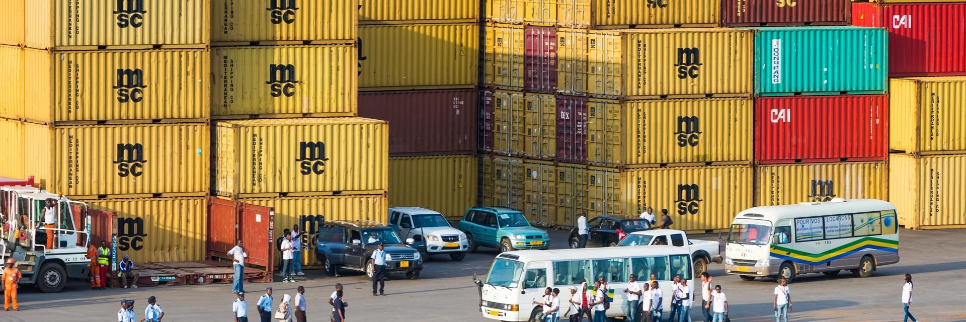 Conteneurs d'importation. Photo : UNECA.org