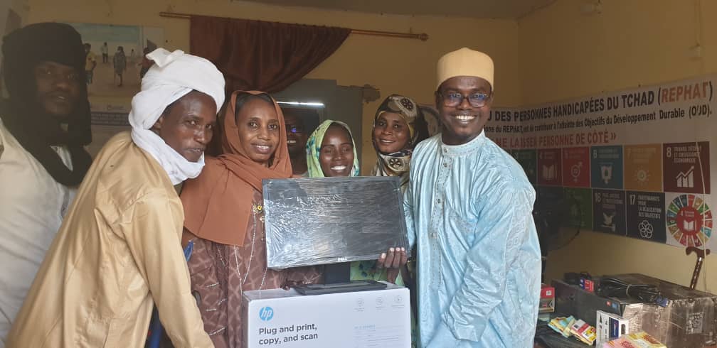 Tchad : des matériels bureautiques en faveur des personnes handicapées