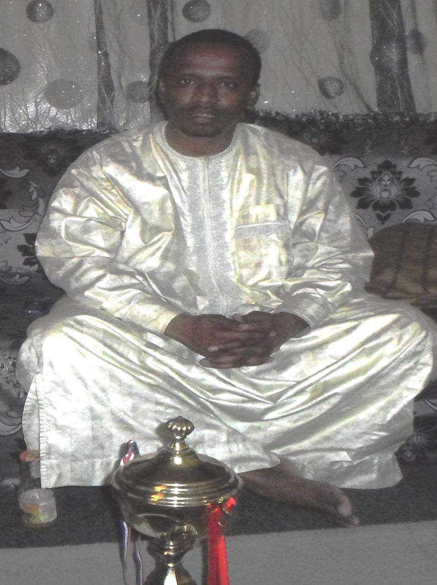 Tchad: L’équipe de football remet son Trophée au député Mahamat Togoï Tékilo