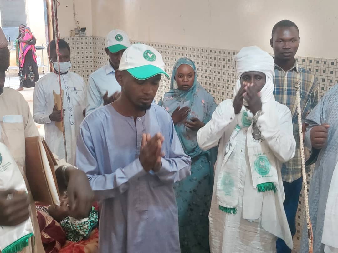 Tchad : le parti RNDT Le Reveil du Ouaddaï apporte son soutien aux victimes d'un incendie à Abéché