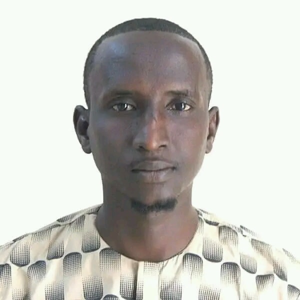 Abakar Ousmane Idriss dévoile un livre percutant sur la gouvernance au Tchad