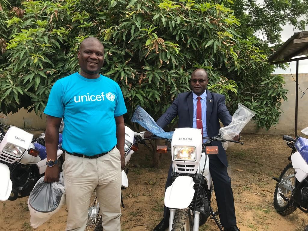 Tchad : L’UNICEF remet du matériel roulant au ministère de la Santé publique. © Malick Mahamat/Alwihda Info