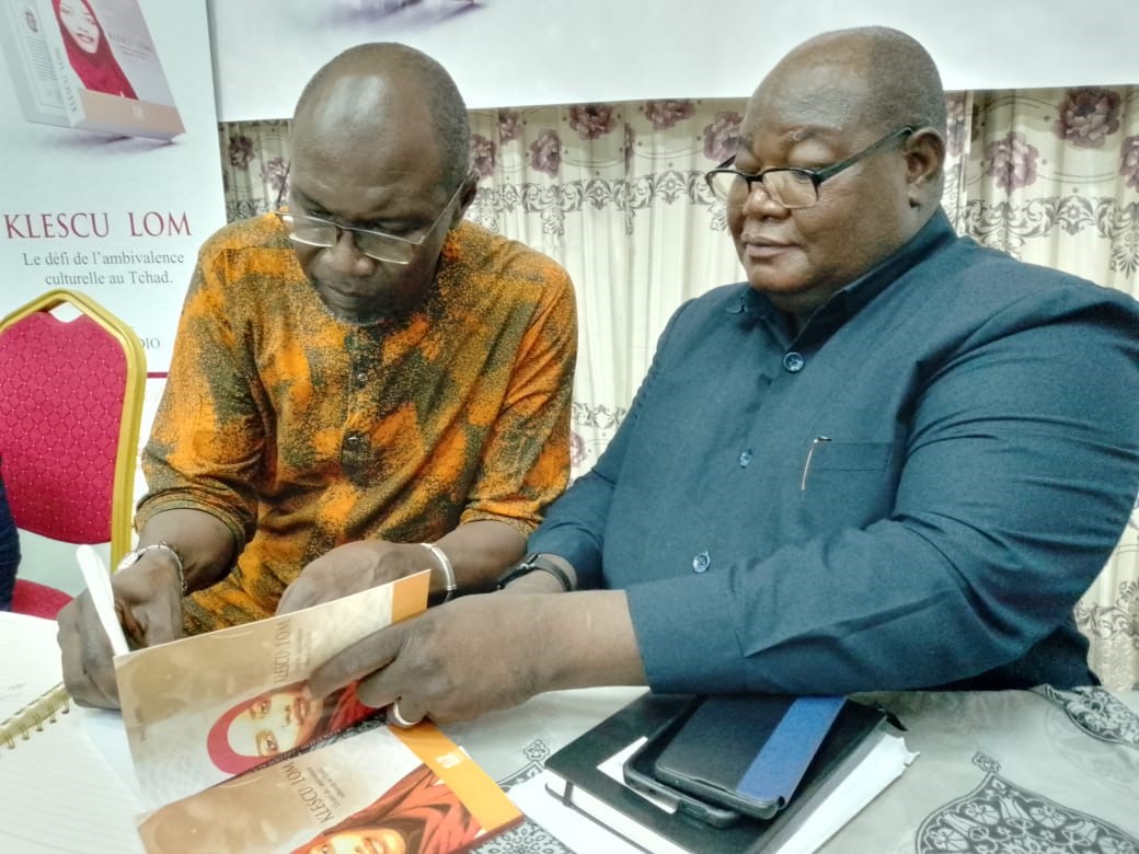 Tchad : « Klescu Lom », le roman qui transcende le mariage interculturel