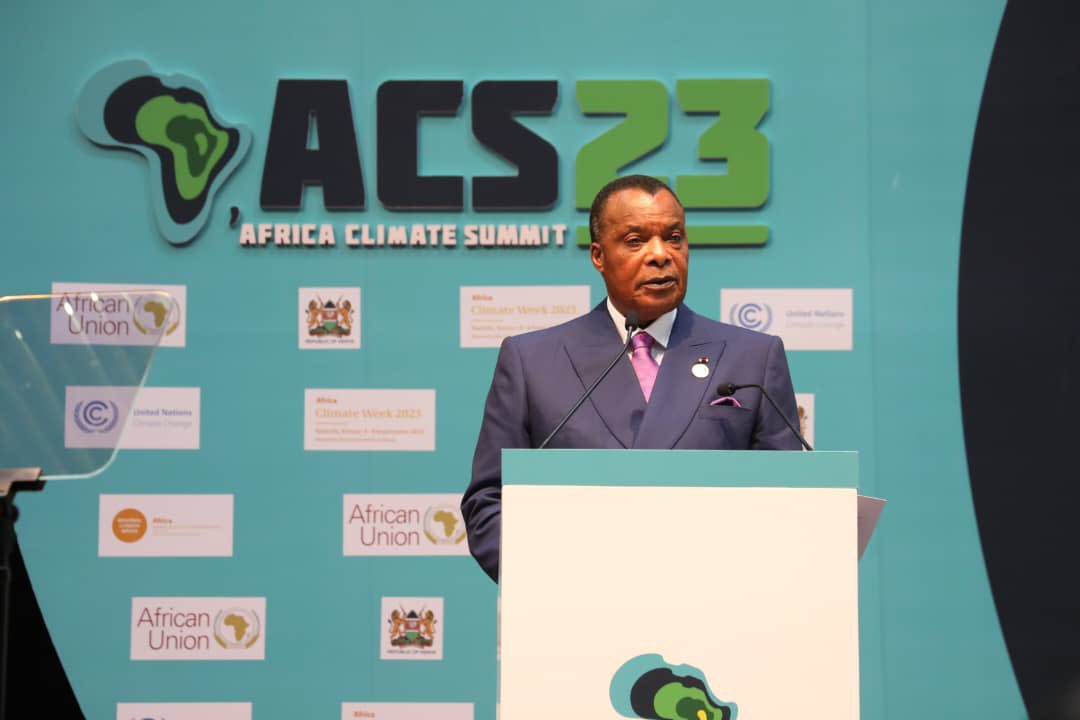Denis Sassou N'Guesso s'exprimant au sommet sur le climat de Nairobi.