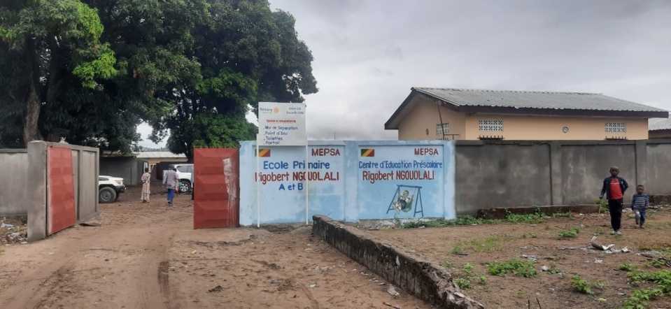 Une vue de l'école primaire Rigobert Ngouolali