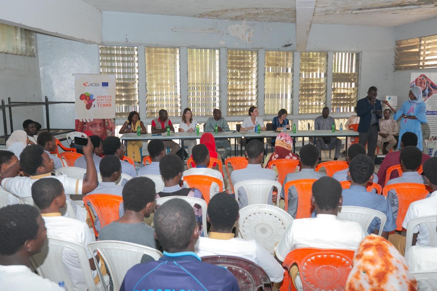 Comment l'ASJT promeut la paix à travers les clubs des ambassadeurs