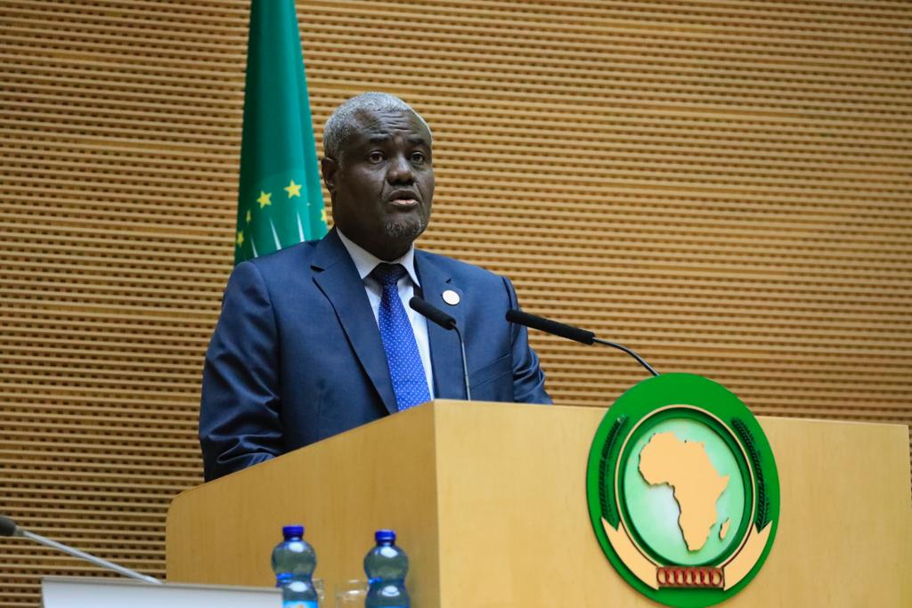 Tchad : les événements de N’Djamena préoccupent le président de la Commission de l’UA