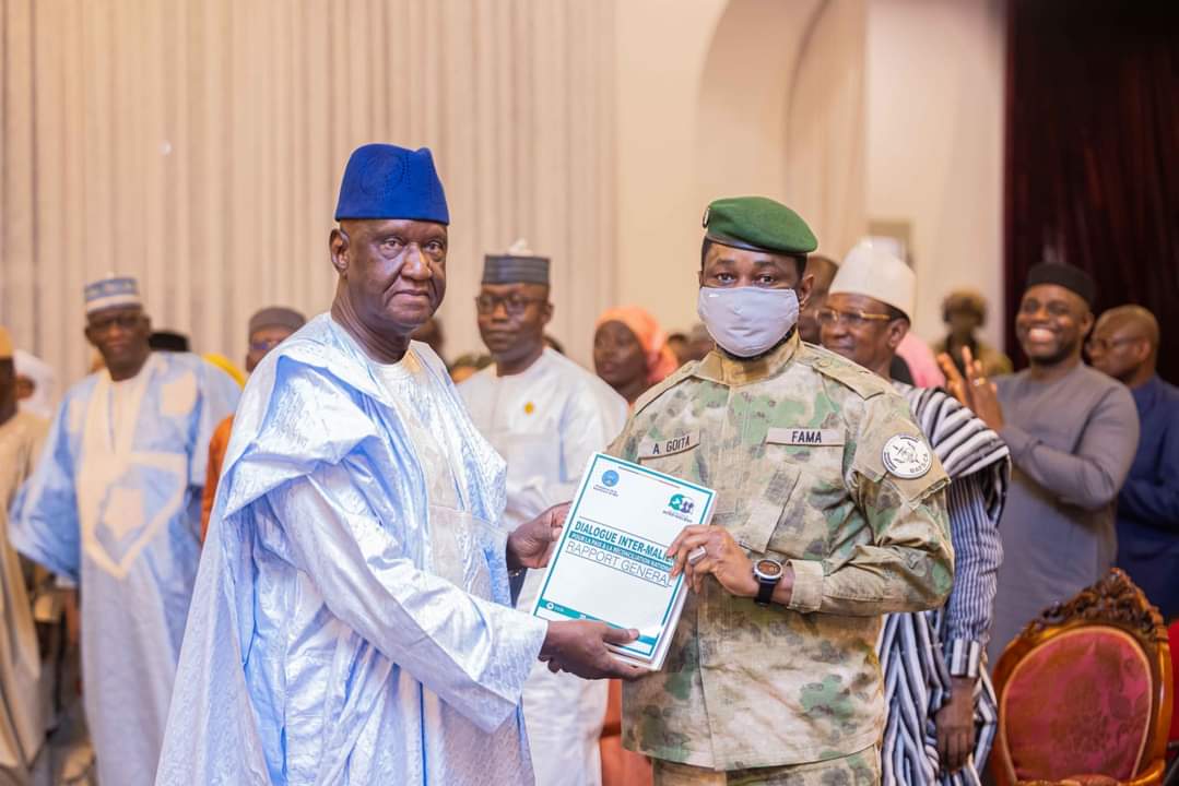 Dialogue inter-Maliens : remise du rapport final au président de la Transition