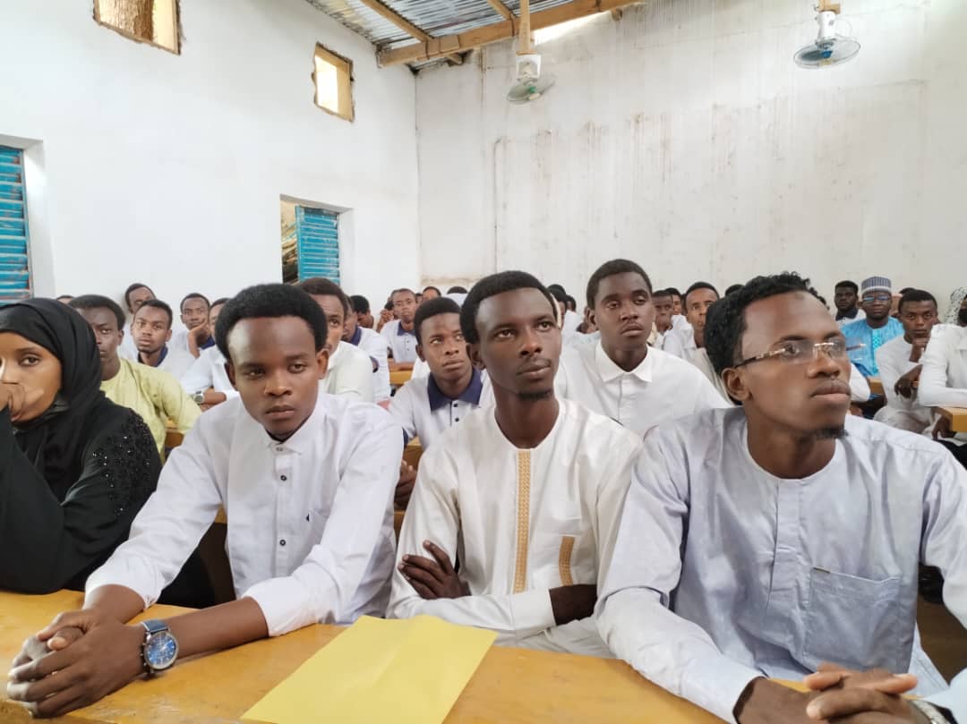Tchad : L'incubateur des jeunes entrepreneurs MIDI initie une journée d'orientation pour des lycéens