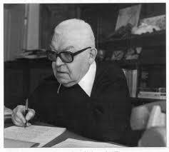 Mésocratie et non "démocratie qui a pris une extension telle qu'il ne signifie presque plus rien"