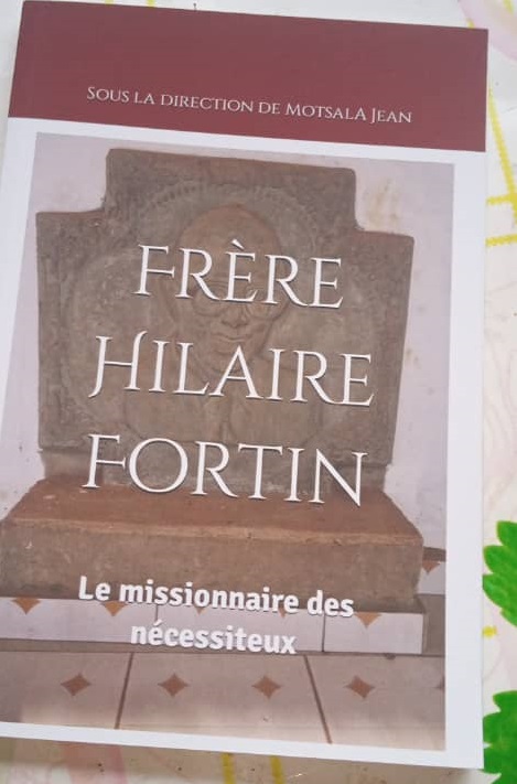 Cameroun : un missionnaire Canadien exalté par ses anciens élèves dans un ouvrage