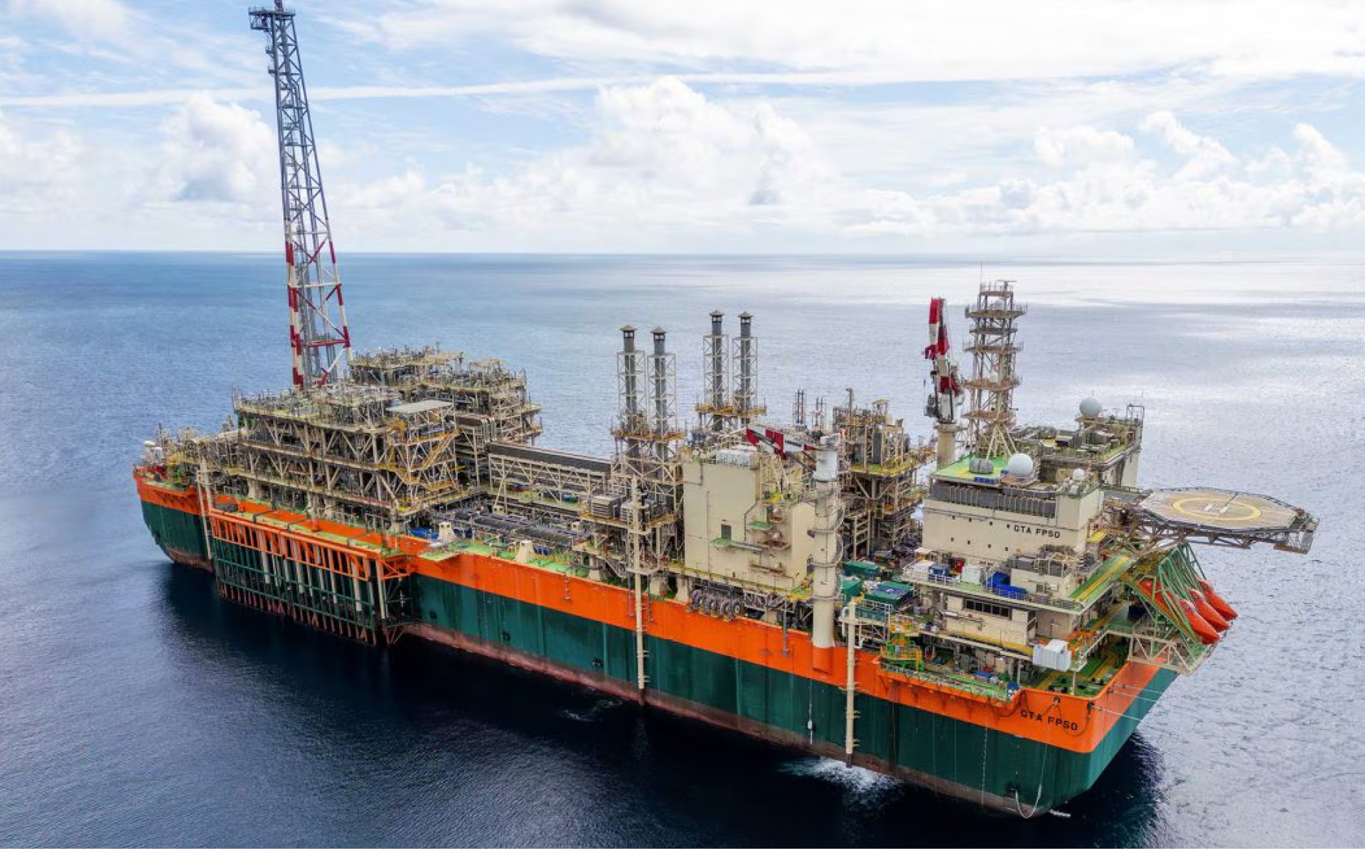 Afrique : Le Sénégal et la Mauritanie produisent du gaz pour la première fois dans le cadre du projet GTA