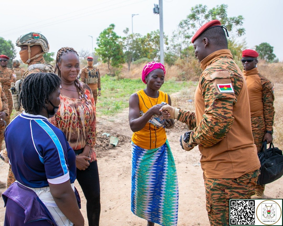 Burkina Faso : Le Capitaine Traoré célèbre les femmes et leur rôle crucial dans le développement du pays