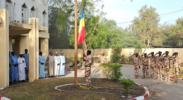 Tchad : Cérémonie de levée des couleurs au ministère de l'Éducation Nationale, un symbole d'engagement
