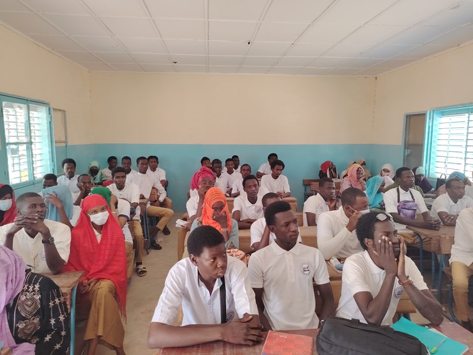 Tchad : L'AJEDK guide les futurs bacheliers du Lycée Alifa Zezerti de Mao