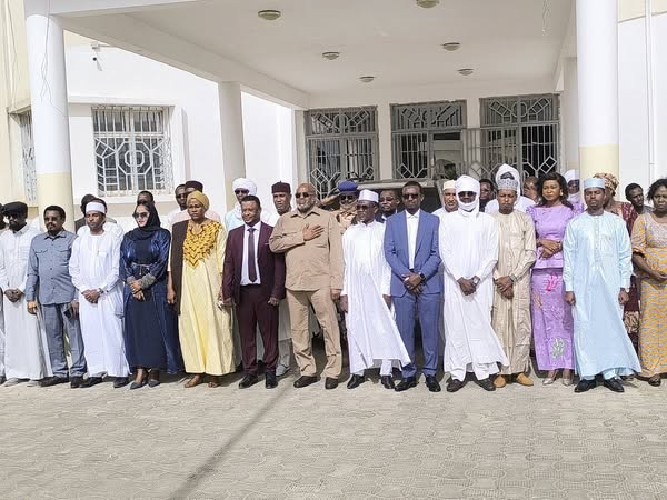 Tchad : Le Ministre de l'Aménagement du Territoire préside la levée des couleurs