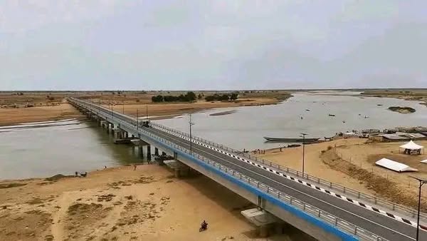 Le "Pont de l'Amitié Tchad-Cameroun" inauguré, ouvrant de nouvelles perspectives de collaboration
