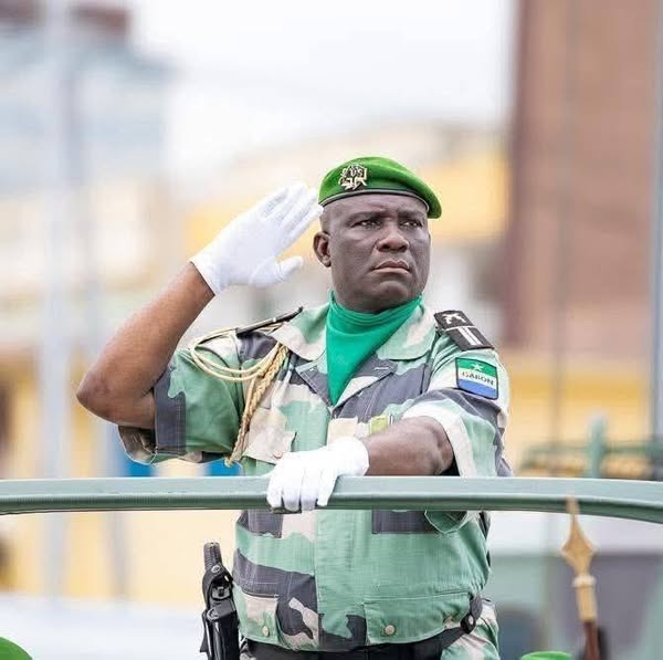 Gabon : Le Général Antoine Balakidra prend les rênes de la Garde Républicaine