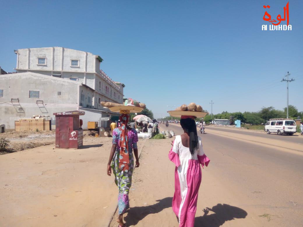 Tchad : les filles vendeuses de rue entre survie, violences et espoir de dignité