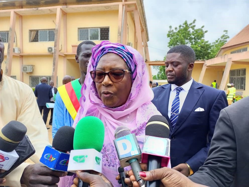 Cameroun : La députée Oumoul Koultchoumi Ahidjo offre une seconde chance à 122 jeunes de Garoua