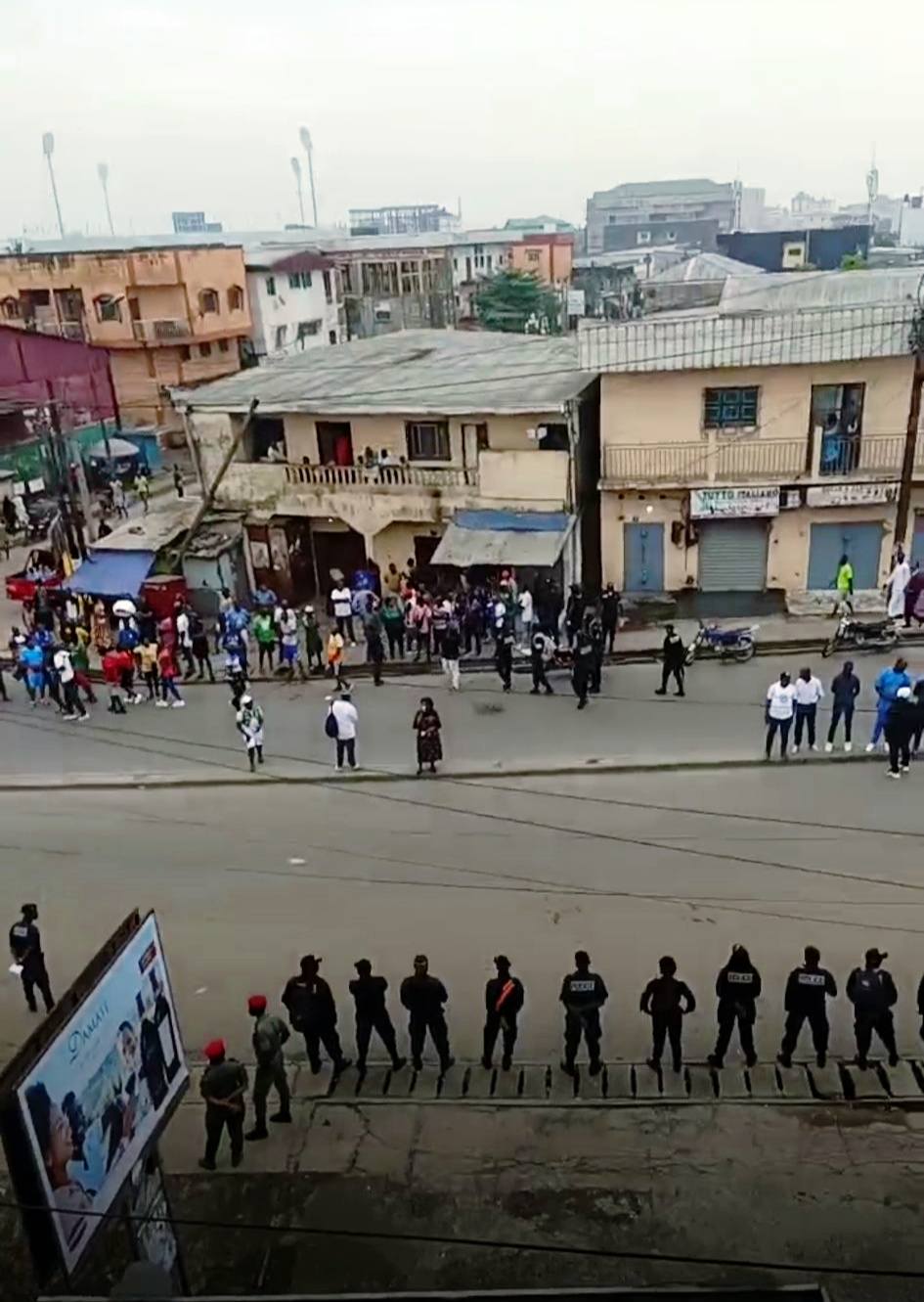 Cameroun : Dispositif sécuritaire renforcé à Douala pour le retour de Maurice Kamto